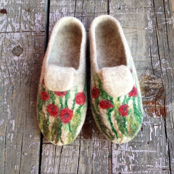 Summer SALE-30%off. Felted wool slippers by ecoFeltedSlippers