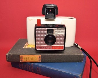 Ancien Appareil Photo POLAROID Swinger II Land Camera - POUR PIÈCES (ne Fonctionne Pas)