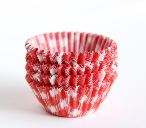 MINI Red Gingham Cupcake Liners, Red Picnic Plaid Baking Cups, Summer Party, Holiday Cupcakes (60) Il_570xn