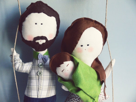 Family Portrait / Personalized Family Dolls . BABY NEW ARRIVAL -  Made to order