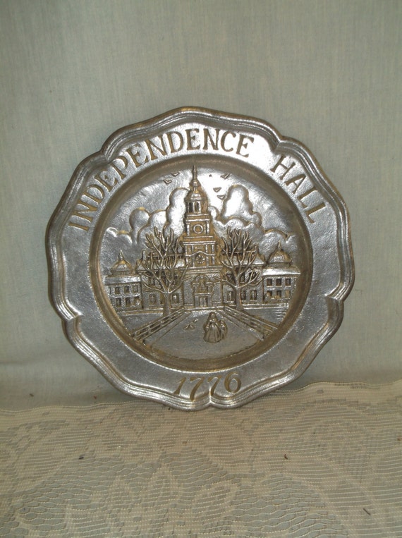 Vintage Pewter Plate Sexton 1973 Independence Hall