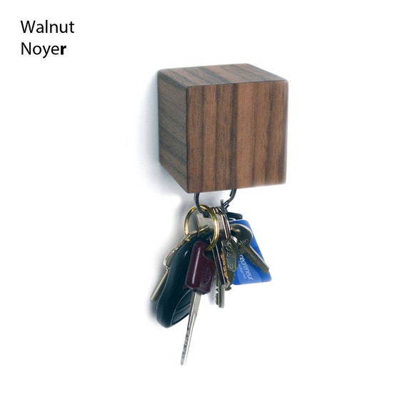 KUBE wall mounted key holder walnut mahogany
