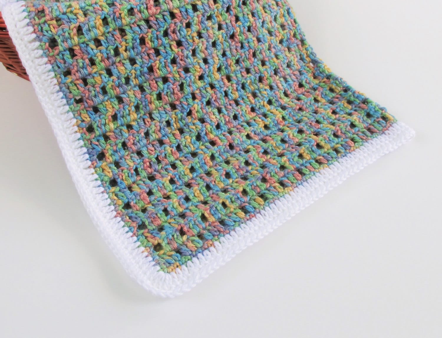 baby blanket crochet multicolor Crochet Multicolor Baby 26x24 Border with Blanket White