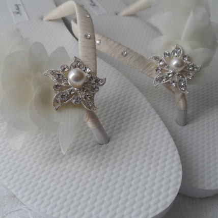 Bridal flip Flops-Shoe Clips-Bridal Hair Clip by RossyAccesorios