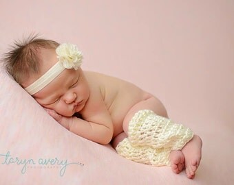 Cream newborn baby girl leg warmers