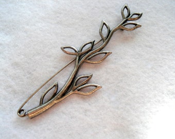 Shawl Pin Dark Silver Tone Leaf Shawl Pin Leaf Kilt Pin MB25