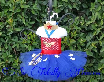 Wonder Woman tutu dress costume/Halloween costume/Birthday tutu/Girls tutu dress/Photo prop