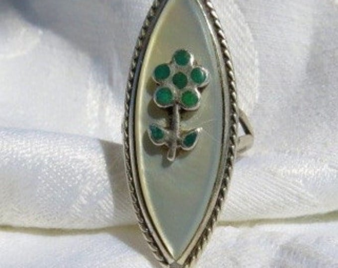 Vintage Zuni Ring Sterling Turquoise Mother of Pearl Native American Jewelry Southwest Style Size 5.5