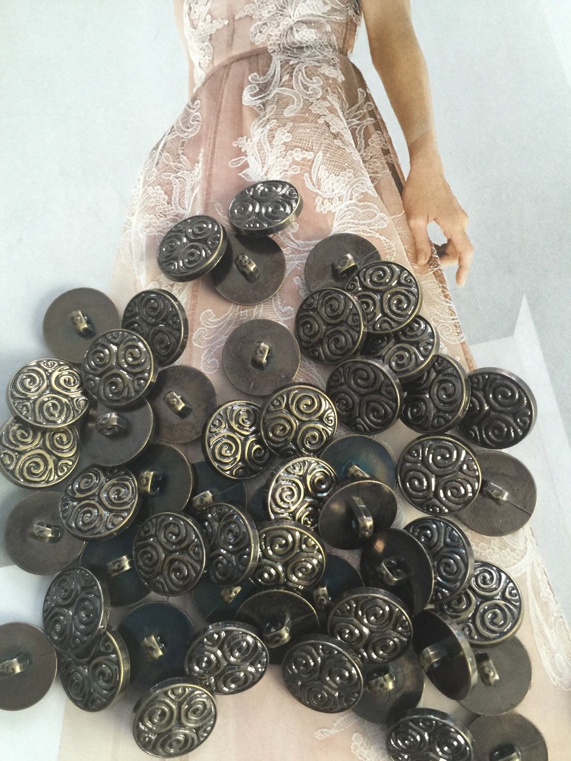 38bulk shank buttons/ bulk copper buttons/ big buttons