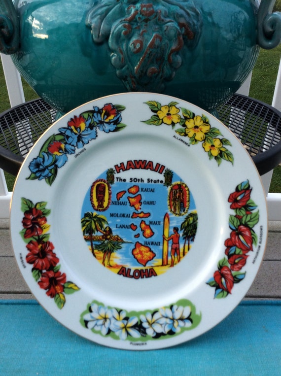 SALE......Vintage Hawaii 50th State Collectors Souvenir Plate