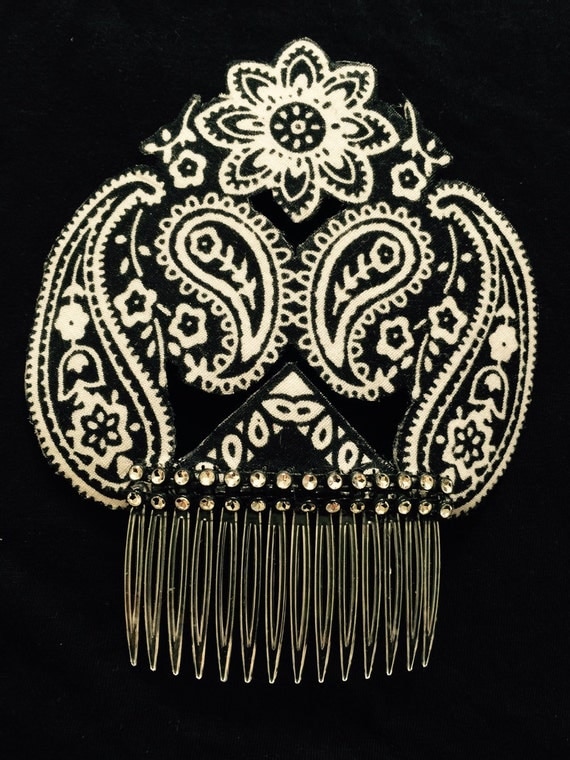 Bandanna hair comb with jewel detail