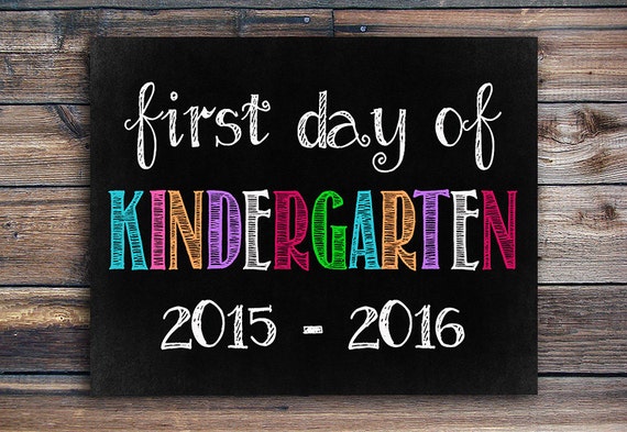 diy first day of kindergarten sign using cricut