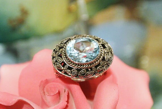 Sky Blue Topaz Ring Modernist 5 Ct Blue Topaz Bezel Set Flower Filigree Genuine Natural Gemstone 925 Sterling Silver Size 7 Estate Jewelry