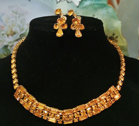 Vintage Coro Rhinestone Necklace Earrings Demi Parure Screw Back 1940s 40s Hollywood Regency Glam Jewelry Set Tangerine Bib Choker Dangle