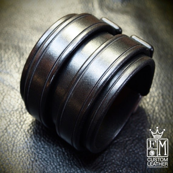 Leather cuff Bracelet Black Luxurious Bridle leather Double strap wristband Made in NYC Using Refined techniques by Freddie Matara