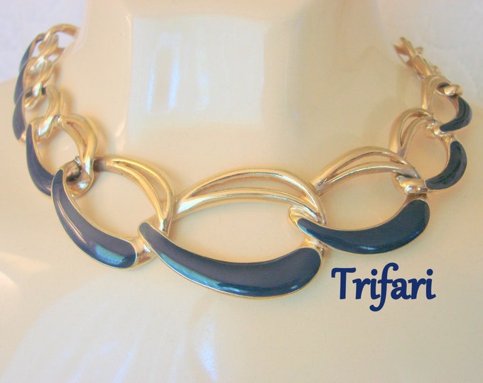 Trifari TM Navy Blue Enamel Goldtone Modernist Necklace / Designer Signed / 80s Vintage Jewelry / Jewellery