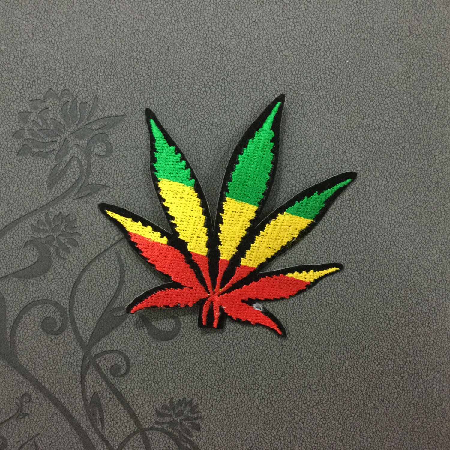 Weed Patch Marijuana Embroidered Cannabis punk patch Decorative