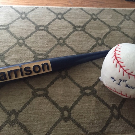 Items similar to Personalized carved Baseball Bat on Etsy
