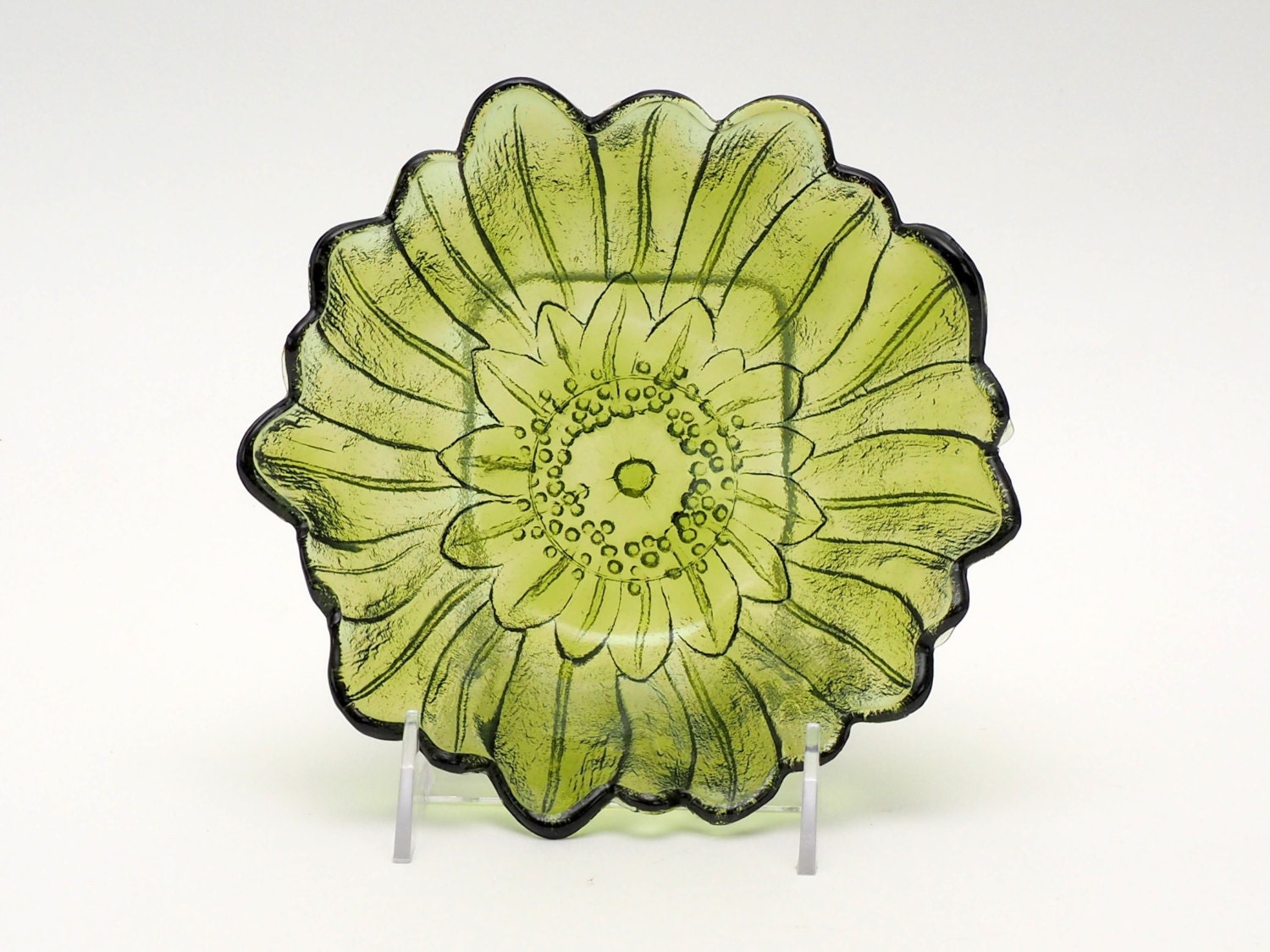 Lily Pons Green Salad or Berry Bowl, Indiana Glass, Sun Flower, Vintage