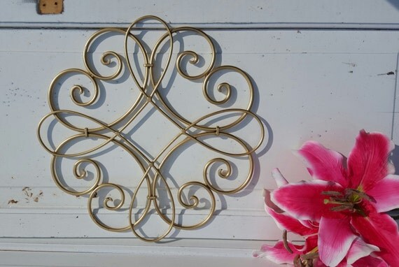 Items similar to Wrought Iron Wall Decor Wall Medallion ... Items similar to Wrought Iron Wall Decor Wall Medallion ... on Iron Wall Sconces For Flowers Wall Decor id=73439