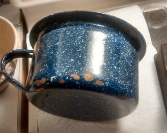 Granite ware baby chamber pot