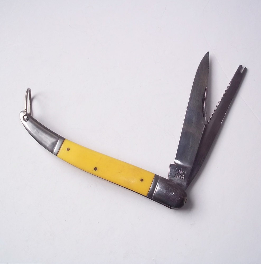 vintage-sabre-624-pocket-knife-made-in-japan-yellow-handles