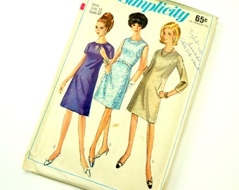 Vintage 1960s Womens Size 12 One Piece A-Line Dress Simplicity Sewing Pattern 6781 Complete / Bust 32 waist 25