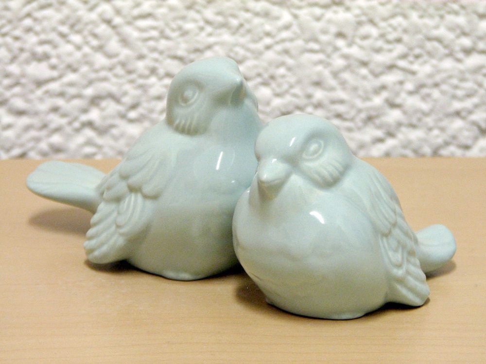 Ready to Ship Ceramic Retro Love Bird Figurines Wedding Cake