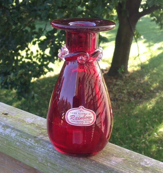 Rainbow Art glass W Virginia Hand Blown Red Vintage Vase with