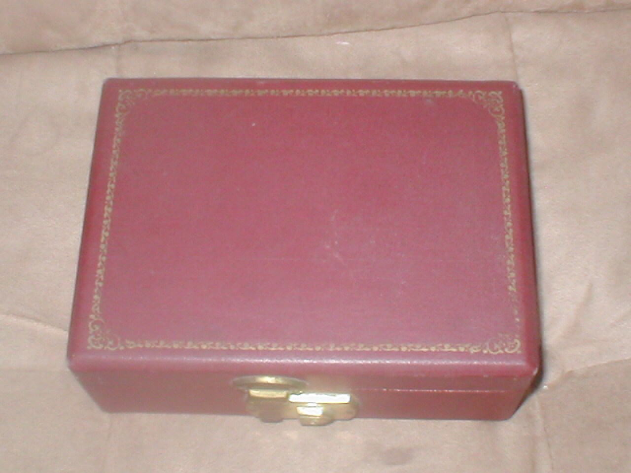 Vintage THORENS Musical Jewelry Box Made in Switzerland