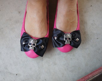 Olivia Paige -Satin Black Sugar skulls 13 Shoe clips Bows Rockabilly Pin up for shoes flats flip flops
