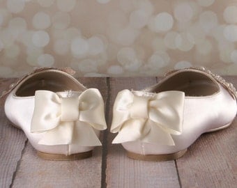 Ivory Wedding Shoes, Wedding Flats, Ballet Wedding Shoes, Custom Wedding Shoes, Closed Toe Shoes, Lace Wedding Shoes, Bow Wedding Shoes