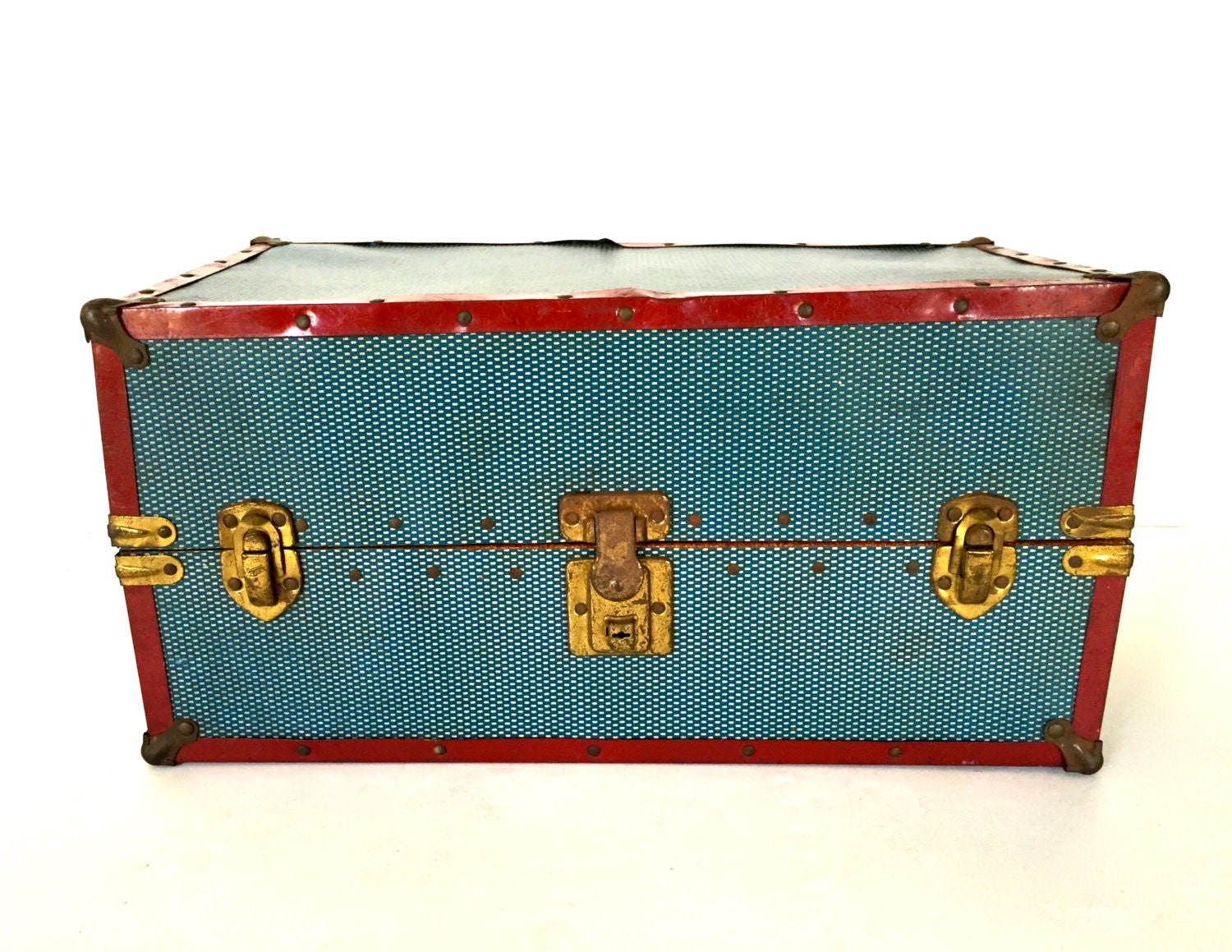 Vintage doll's trunk / wardrobe