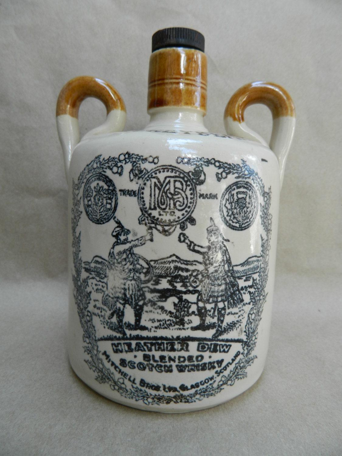 The Greybeard Heather Dew Whiskey Jug Crock Glasgow Scotland