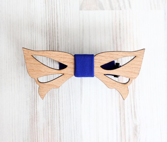 Wooden Butterfly necktie - Weddings Wooden bowtie - Wedding day keepsake gift for the groom