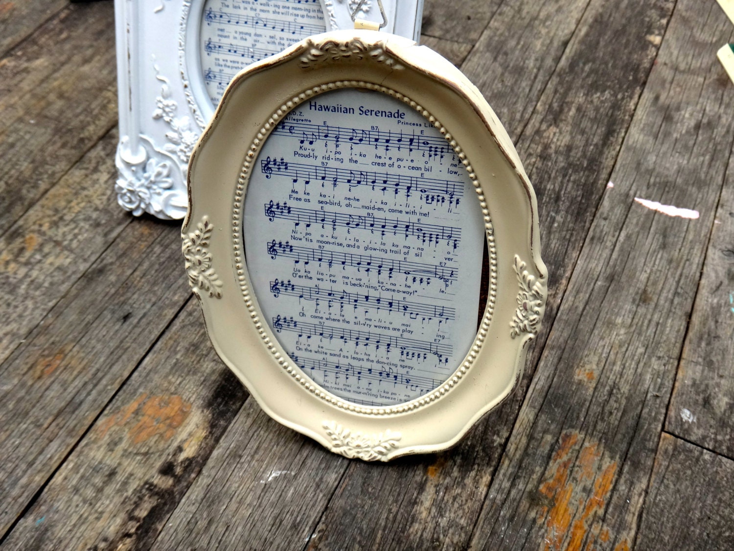 Oval Frame 5 x 7 Ceramic Frame Antique White Photo Frame