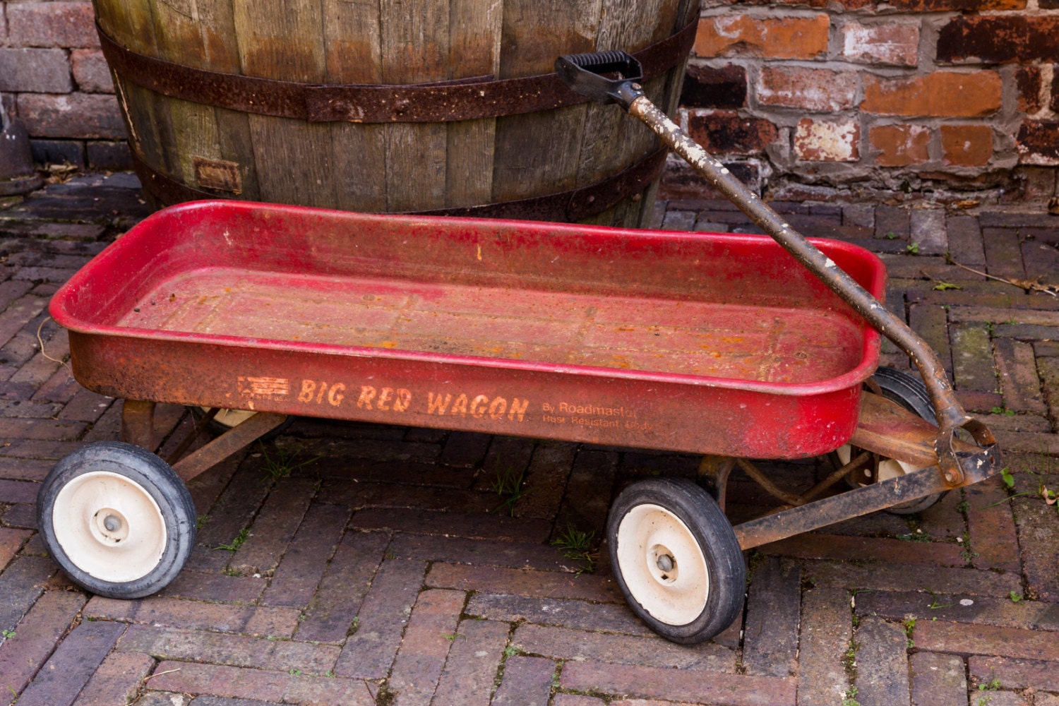 Vintage Red Wagon Rss Amature Teen
