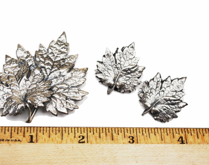 Leaf brooch and earring set - Napier Signed - Silver - clip on earrings -Mid Century