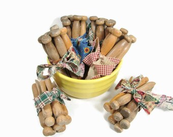 Vintage Wooden Clothespins Decor Bundle