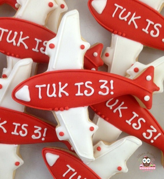 Plane Cookies by Whoosbakery on Etsy