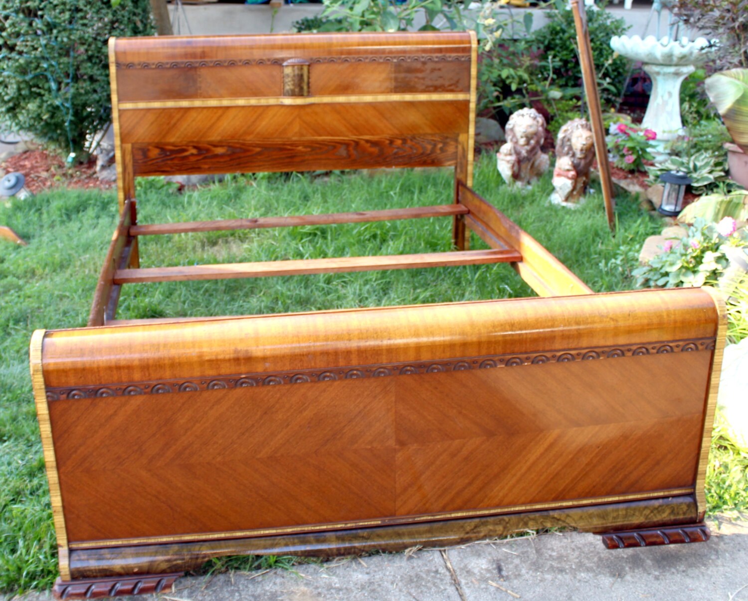Antique Hardwood Full Size Bed, In Great Condition, Minimal Scratching
