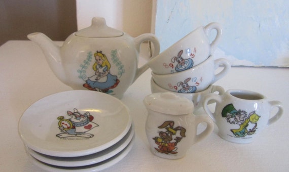 alice in wonderland china tea set