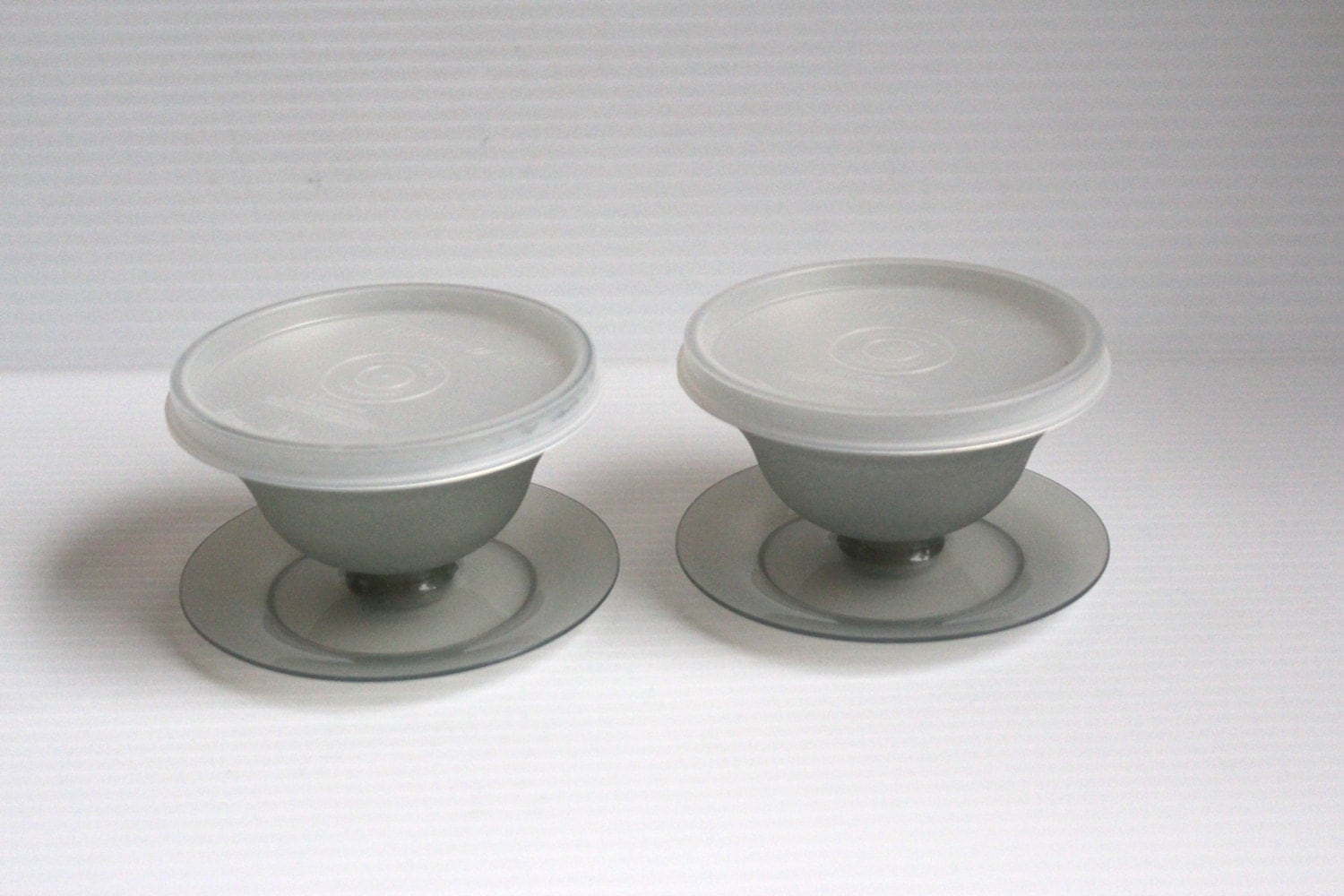 TUPPERWARE PUDDING CUP Vintage Jello mold cups Vintage