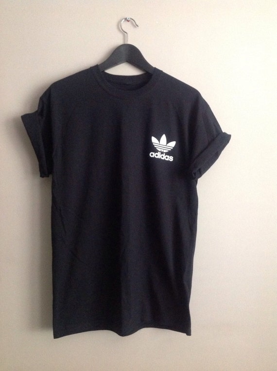 Old school adidas t-shirt top hiphop festival indie trashy