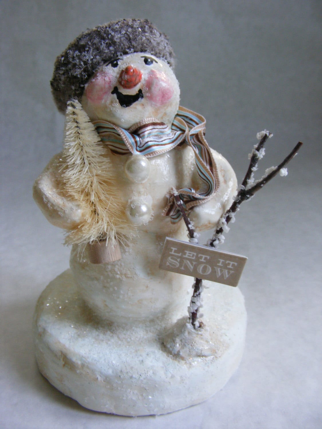 Elegant Christmas Snowman Figurine Christmas Decoration