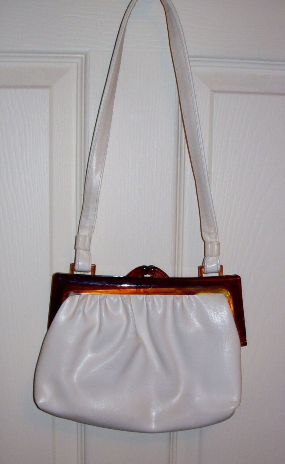 white vintage purse