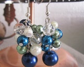Teal, Navy Blue and Green, Bridesmaid Earrings, Pearl Earrings, Cluster Earrings, Bridesmaid Gift, Wedding Party Teal, Navy Blue and Green, Bridesmaid Earrings, Pearl Earrings, Cluster Earrings, Bridesmaid Gift, Wedding Party