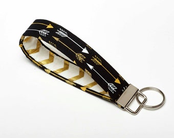 Arrow Keychain, Vegan Key Fob, Modern Key Holder - Black and Gold Accessories