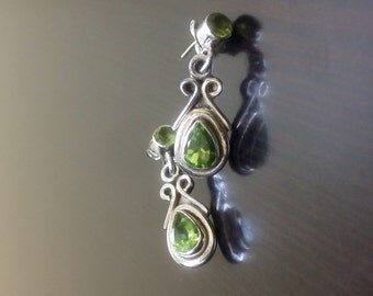 Art Deco Peridot Earrings - Peridot Drop Earrings - Sterling Silver Peridot Dangling Earrings - Pear Shape Peridot Silver Art Deco Earrings
