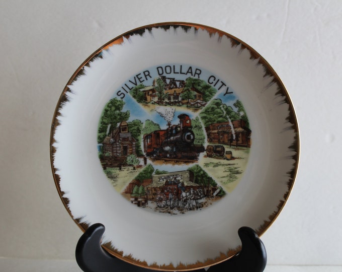 Souvenir Plate Branson, Missouri Silver Dollar City